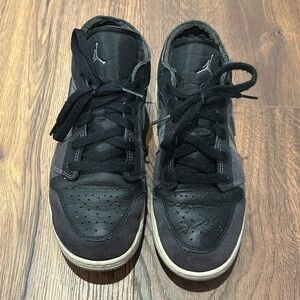 Air Jordan 1 Low SE Craft
Size 7Y